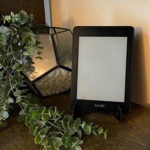 Amazon Kindle Paperwhite 10th Generation
